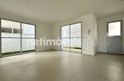 Casa à venda em condomínio mirante do jambreiro, bairro pau pombo nova lima!