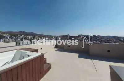 Cobertura 05 quartos com a melhor vista do bairro em todos os cômodos!