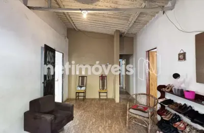 Casa com 2 quartos à venda na Rua Gregório de Matos, Santa Efigênia, Belo Horizonte