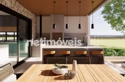 Terreno em condomínio fechado à venda na Rua Fernandes Tourinho, Condomínio Serra dos Bandeirantes, Mário Campos