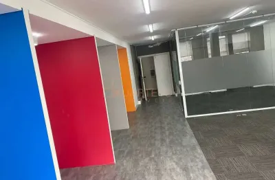 Sala comercial para alugar na Avenida Ipiranga, República, São Paulo