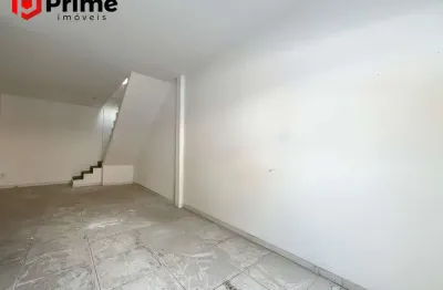 Loja com sobreloja com 80 m²  disponível para locação anual no bairro aeroporto em guarapari/es. agende já a sua visita!