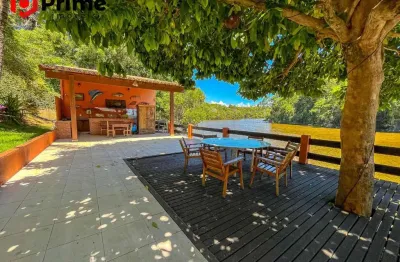 Pousada de frente para a lagoa à venda em meaípe ? 15 suítes, piscina e deck exclusivo, oportunidade única de investimento em guarapari/es.
