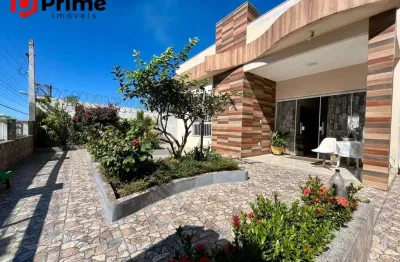 Venha morar em meaípe: casa com piscina e localização privilegiada!, a 200 metros da praia! marque uma visita, será um prazer!