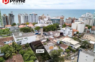 Oportunidade! terreno a venda à poucos metros da praia das castanheiras, muito bem localizado no centro de guarapari/es.