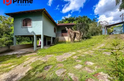 Chacara com casa de 3 quartos e 3.700m² de área à venda, a 700 metros da praia de meaípe, imersa na natureza e qualidade de vida em guarapari/es.