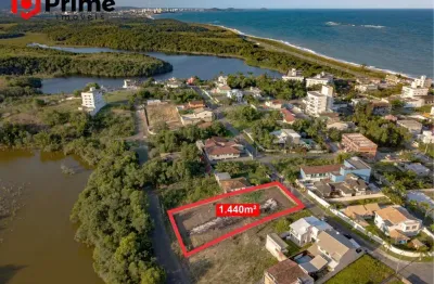 1440 m² a venda em nova guarapari cercado de muito verde, pertinho da praia e da lagoa.