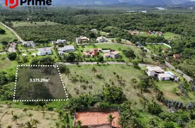 Um luxo! 3.100 m2 de terreno em condomínio fechado rodeado de muita natureza à venda em guarapari/es. condição de pagamento facilitada. confira!