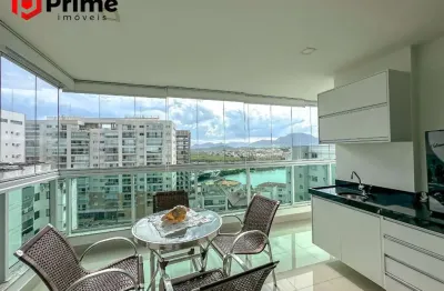 Apartamento finamente mobiliado com área de lazer completa na cobertura a venda, à poucos metros das praias das castanheiras no centro de guarapari/es