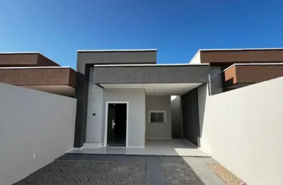 As melhores casas de aquiraz, amplo espaço, acabamento fino!