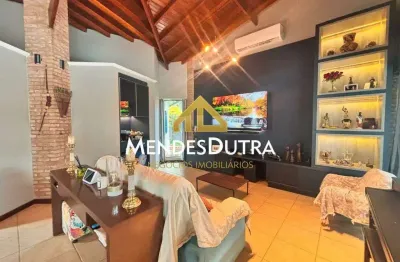 Chácara em condomínio à venda no bairro campestre com 231 m² , piscina e ampla área verde