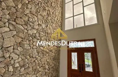 Sobrado a Venda no Bairro Campestre com 3 Dormitorios e 1 Suite