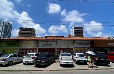 Loja com mezanino em lagoa nova, entre as avenidas, migues castro e amintas barros.