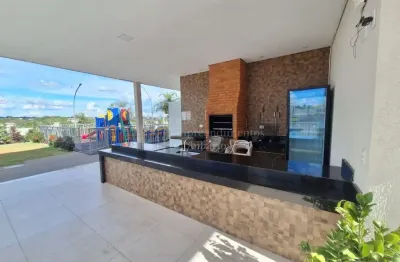 Apartamento dois quartos com garden em condomínio fechado, com piscina