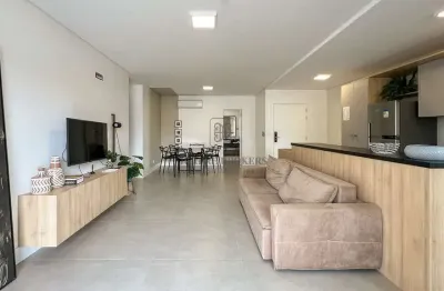 Apartamento com 3 suítes em jurerê florianópolis 100 m da praia