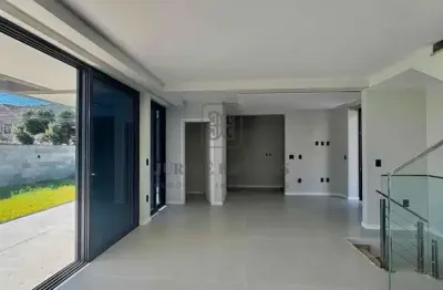 Casa à venda em jurerê florianópolis 280m² 3 suítes