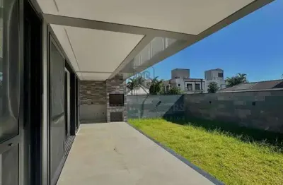 Casa com 3 quartos à venda na Rua das Piraúnas, Jurerê, Florianópolis