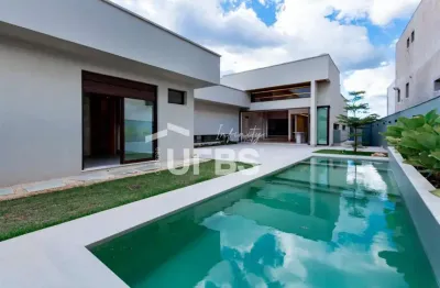 Casa em condomínio fechado com 5 quartos à venda na Rua Ferrara, Jardins Itália, Goiânia