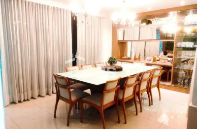 Sobrado com 134 m², 3 suites, churrasqueira a carvao, completa em armario