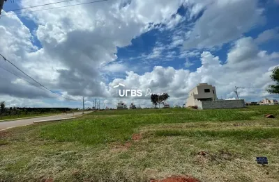 Excelente lote de esquina no condomínio jardins parma.