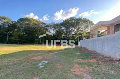 Lote à venda no jardins frança – 495 m² frente para mata