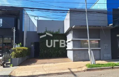 Casa à venda na Avenida C-4, Jardim América, Goiânia