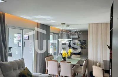 Invista no seu conforto: apartamento com varanda gourmet!