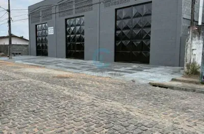 Barracão / Galpão / Depósito para alugar na Rua José Vicente de Moura, 359, Emaús, Parnamirim
