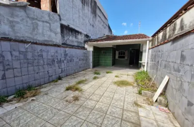 Vende-se casa no poiares com 2 dormitórios-escritura definitiva