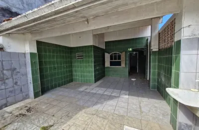 Vende-se casa no poiares com 2 dormitórios-escritura definitiva