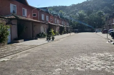 Sobrado Mobiliado com 2 dormitórios para Locação em Condomínio – Massaguaçu | Caraguatatuba/SP
