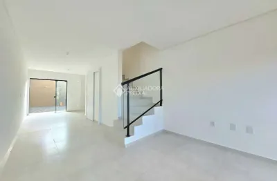 Casa com 2 quartos à venda na rua franklin roosevelt, 159, iririú, joinville, 78 m2 por r$ 389.900