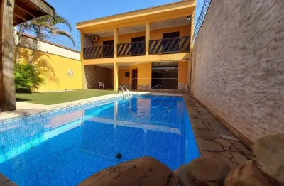 Casa com 3 dormitórios para alugar, 236 m² por r$ 3.500 mês - perdizes - piracicaba/sp