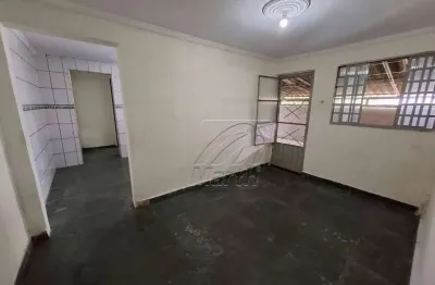 Casa com 1 dormitório para alugar, 50 m² por R$ 1.200/mês - Vila Rezende - Piracicaba/SP
