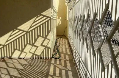 Casa assobradada com 02 dormitórios (01 suíte) 150m², à venda em, jardim carmen cristina, hortolândia, sp - (somente à vista)
