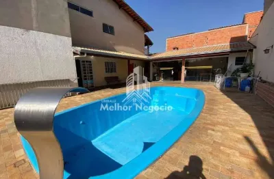 NÃO ACEITA FINANCIAMENTO Casa à venda no Residencial Vila Uniao em Campinas,SP. Com 4 dorms, 3 banheiros, 3 vagas de garagem e com piscina.