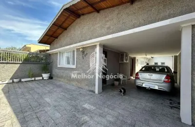 Casa à venda com 4 dormitórios, sendo 2 suítes no bairro Jardim Magnólia - Campinas/SP