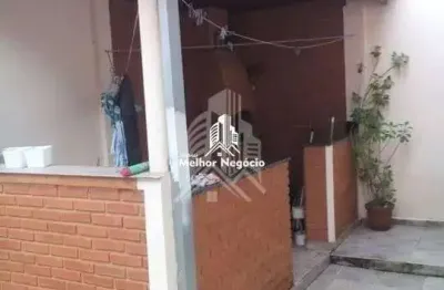 Casa à venda, com 3 dormitórios sendo 1 suíte no Jardim Amanda II em Hortolândia - SP