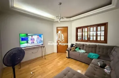 Casa com 03 dormitórios (01 suíte) à venda no bairro Nova América, Piracicaba -SP