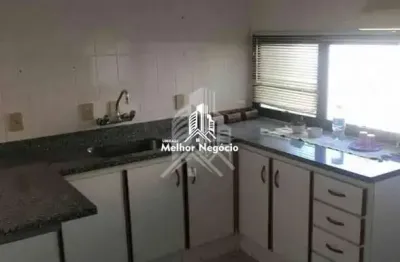 Apartamento com 3 quartos (1 suíte) no Edifício Flávia em Piracicaba - SP