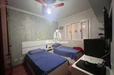 Casa à venda com 03 dormitórios (quartos) sendo 01 deles suíte no bairro centro em piracicaba/sp.