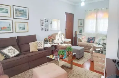 Casa à venda com 2 quartos, 1 suíte, localizada no bairro Santa Maria, em Americana, SP