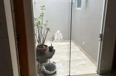 Casa à venda com 2 quartos e 1 suíte no bairro nova veneza em sumaré - somente à vista