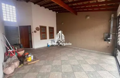 Casa à venda com 2 quarto, localizada no bairro Água Branca em Piracicaba/SP.