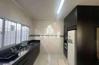 Casa com 3 quartos (1 suíte)  à venda no bairro Vila Santana em Campinas - SP