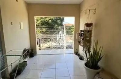 Casa à venda com 5 quartos e 1 suíte no bairro Jardim Amanda II em Hortolândia