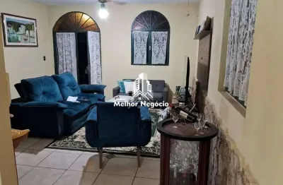 Casa à venda com 4 quartos sendo um suíte no bairro Jardim Fortaleza em Paulínia/SP