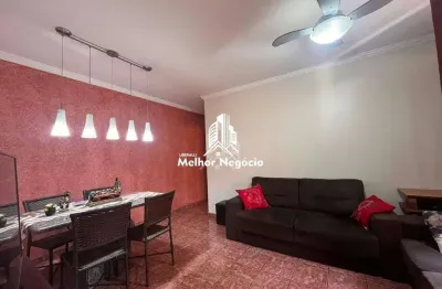 Casa à venda com 03 dormitórios (quartos) sendo 01 deles suíte no bairro Centro em Piracicaba/SP.