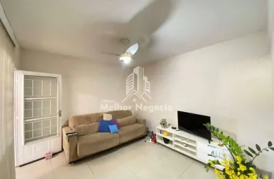 Casa à venda com 4 dorms, sendo 2 suítes no Parque Euclides Miranda, Sumaré, SP. Excelente localização.