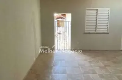 Casa à Venda com 2 dormitórios com área de churrasqueira, localizado no Conjunto Residencial Parque São Bento, em Campinas, SP